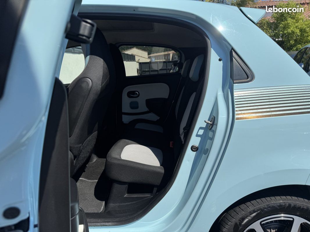 Renault twingoiii 0.9 tce 90 energy zen 2015 (image 14)