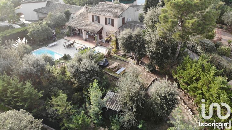 Maison 5 pièces 140 m²