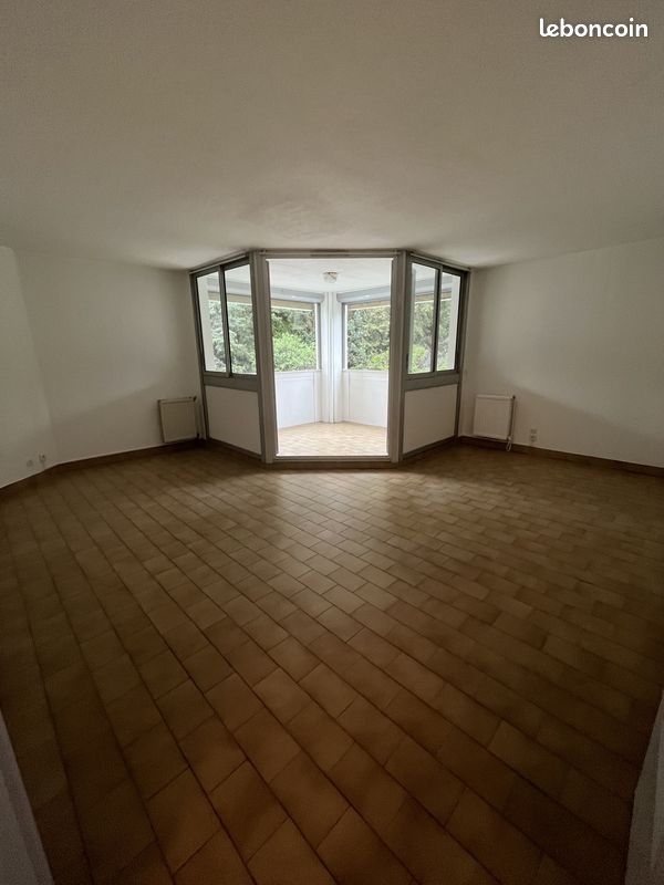 Appartement 2 pièces 45 m² · à Montpellier · 45 m² · 812 €
