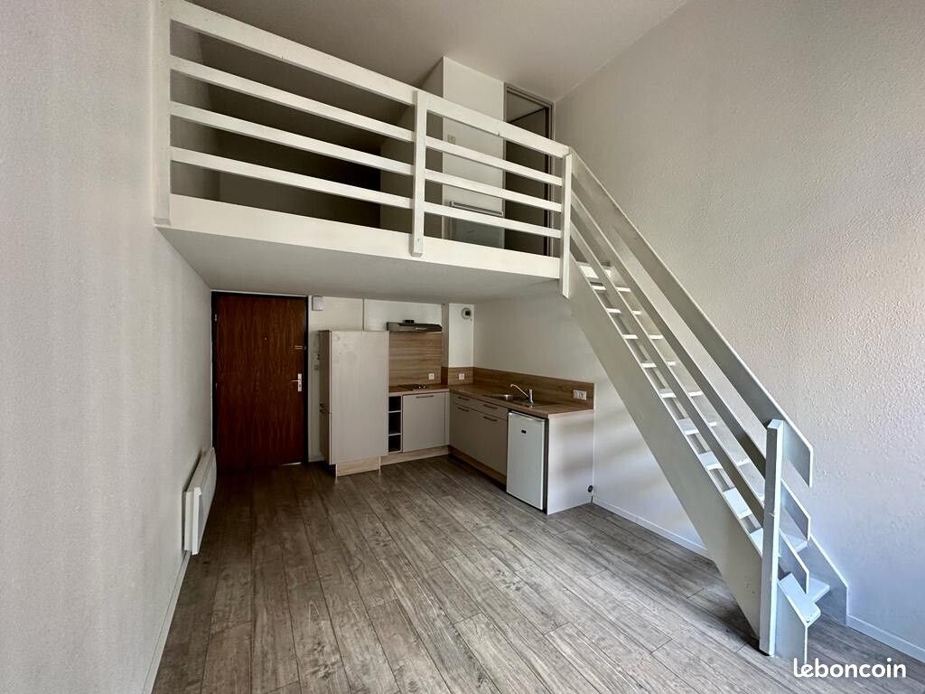 Appartement 1 pièce 25 m² · à Rodez · 25 m² · 370 €