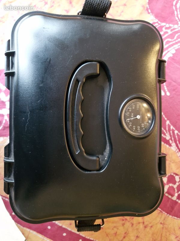 I-case (image 1)