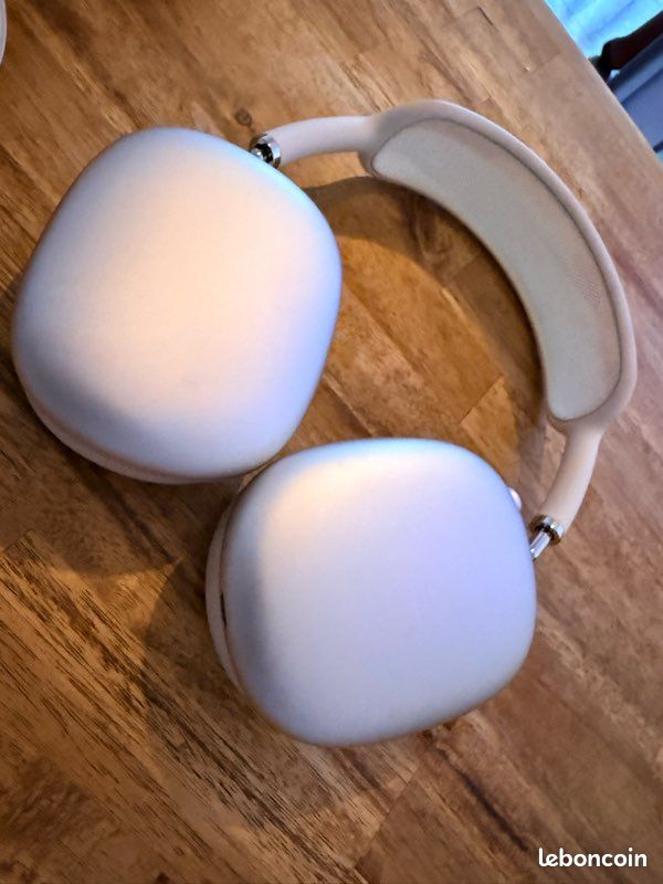 Apple AirPods Max USB-C Argent (Sous Garantie jusqu'en 08/2027) + Câble Audio Jack offert (image 3)