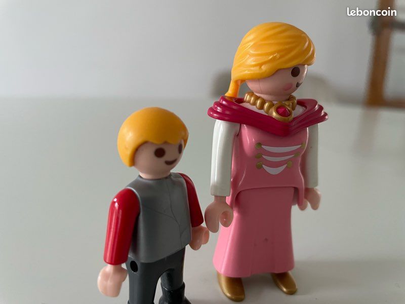 Playmobil enfant et sa maman (image 2)