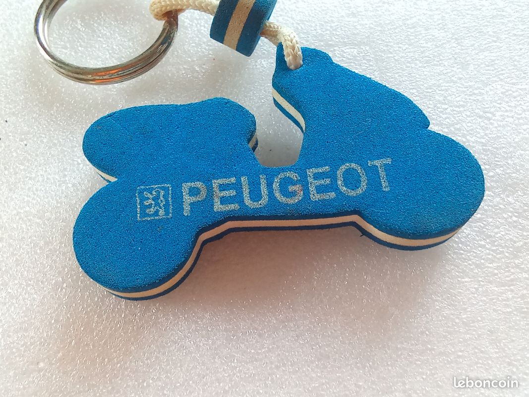 Ancien porte clé clef collection vélomoteur cyclomoteur scooter Peugeot vintage années 80 (image 4)