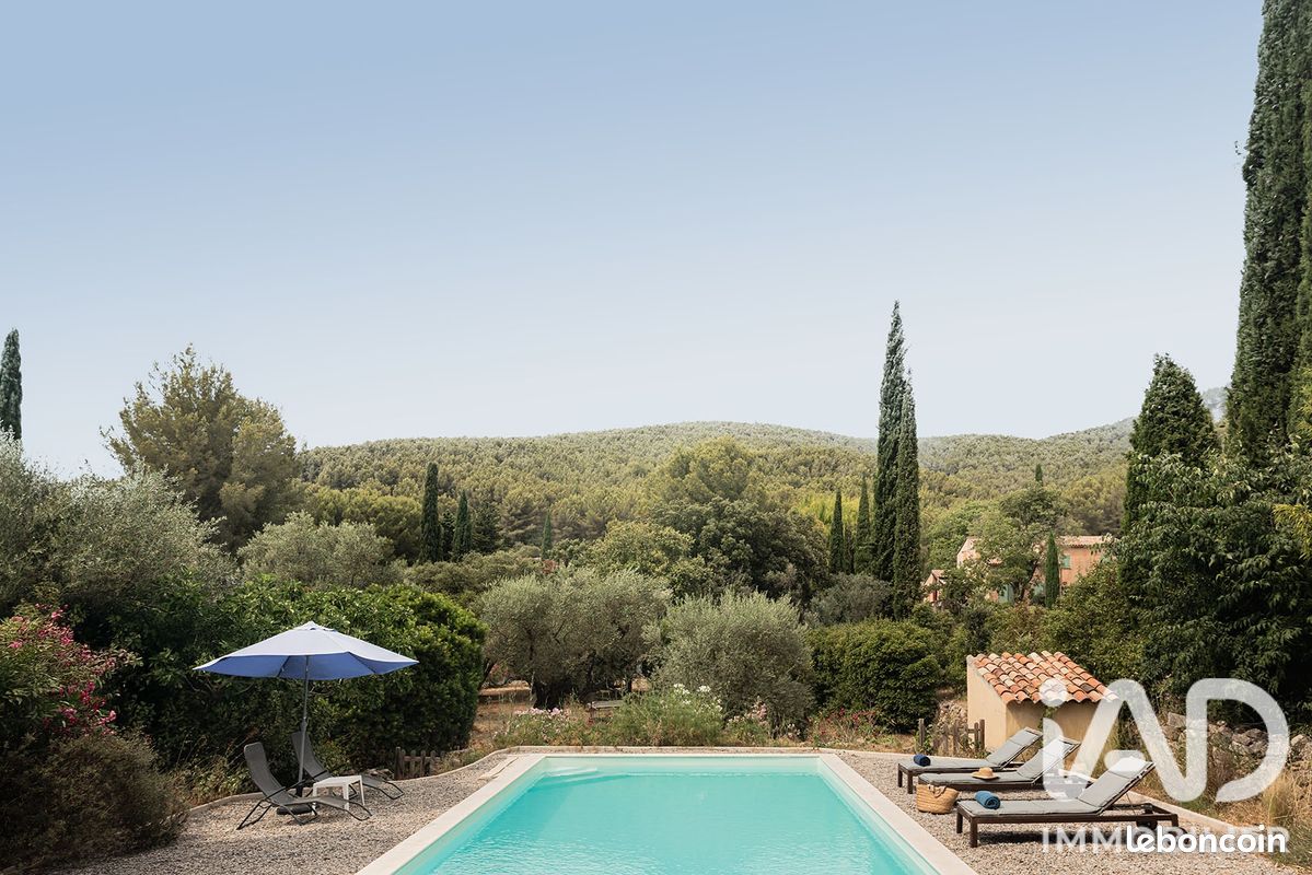 Maison 10 pièces 250 m² · à Sanary-sur-Mer · 250 m² · 1 320 000 €