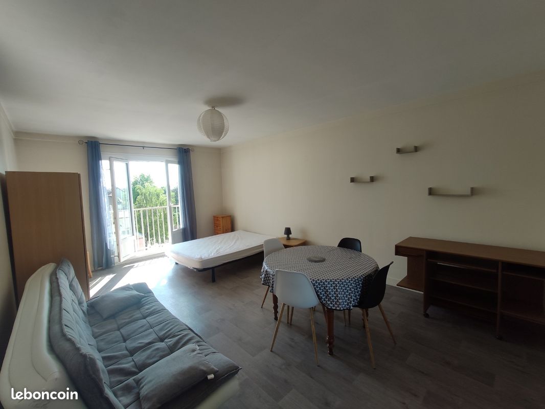 Appartement 1 pièce 34 m² · à Limoges · 34 m² · 530 €