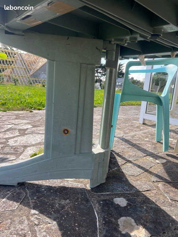 Table jardin 8 places avec 6 chaises (image 7)