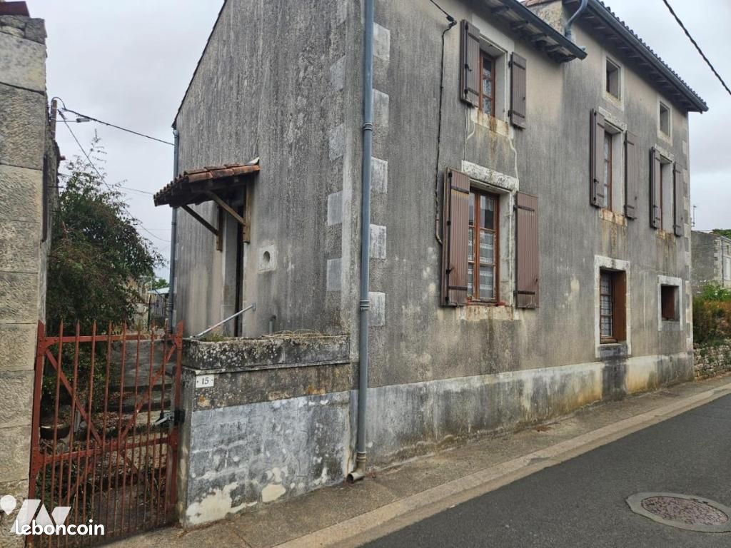 Maison 105 m² · à Fressines · 105 m² · 95 650 €