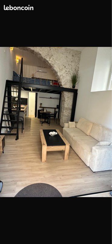 Appartement 2 pièces 43 m² · à Ajaccio · 43 m² · 790 €/mois