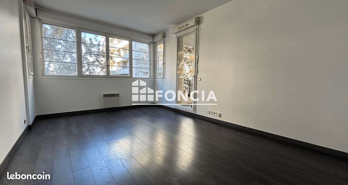 Appartement 2 pièces 54 m² · à Saint-Germain-en-Laye · 54 m² · 1 065 €/mois