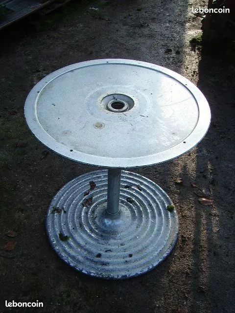 Table en aluminium idéal extérieur ou intérieur (image 1)