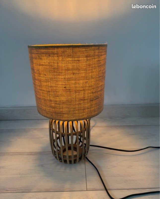 Lampe à poser bois (image 3)