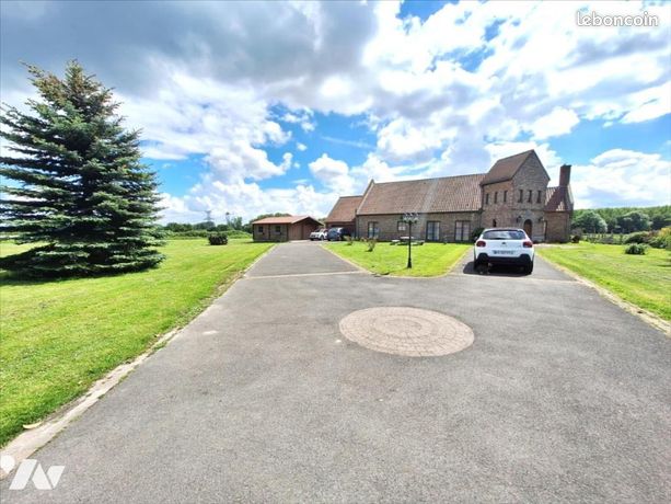 Maison 8 pièces 240 m²