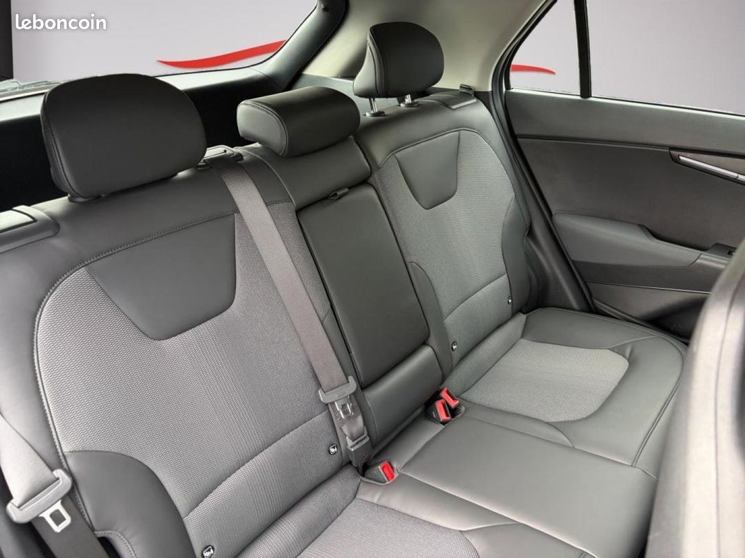 Kia Niro 1.6 GDi 141ch HEV Active DCT6 (image 18)