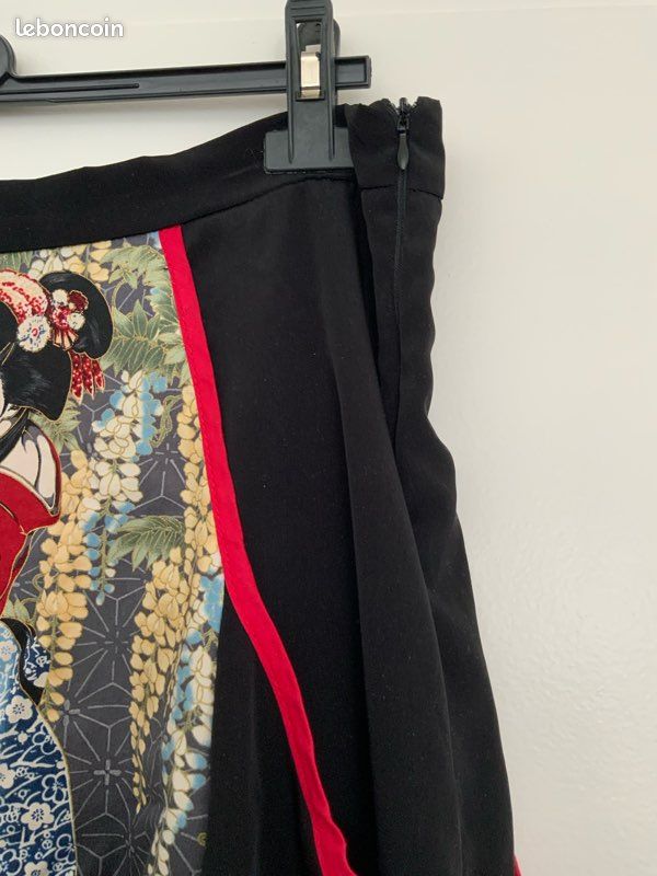 Jupe noire japonaise Fleurs d’ascenseurs (image 4)