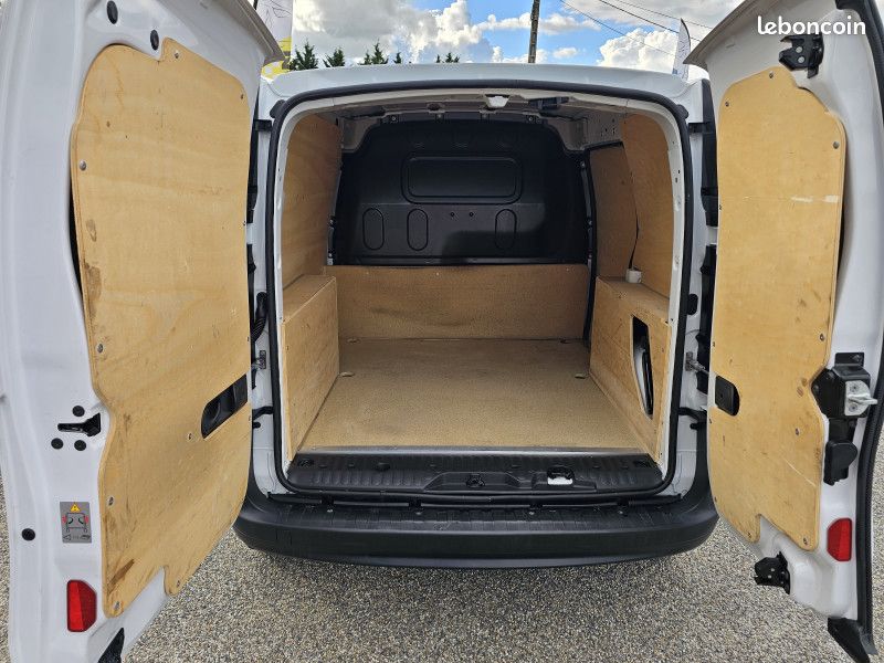 Renault KANGOO II EXPRESS 1.5 BLUE DCI 95CH GRAND CONFORT (image 15)