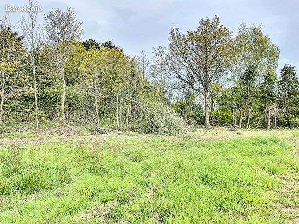Terrain 1000 m² SAINT JULIEN