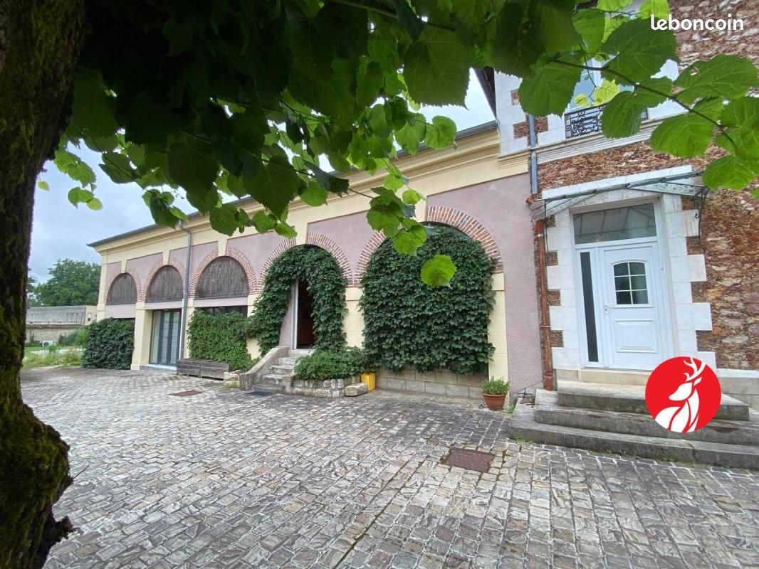 Maison 12 pièces 305 m² · à Barbizon · 305 m² · 650 000 €