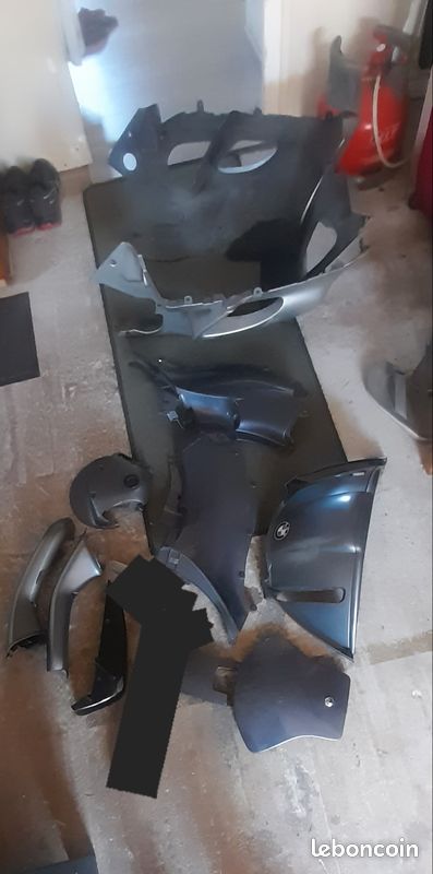 Urgent - Lot Habillage - carénage de BMW K1200LT (image 3)