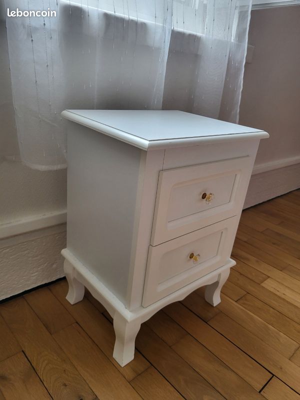 2 tables de chevet (image 3)