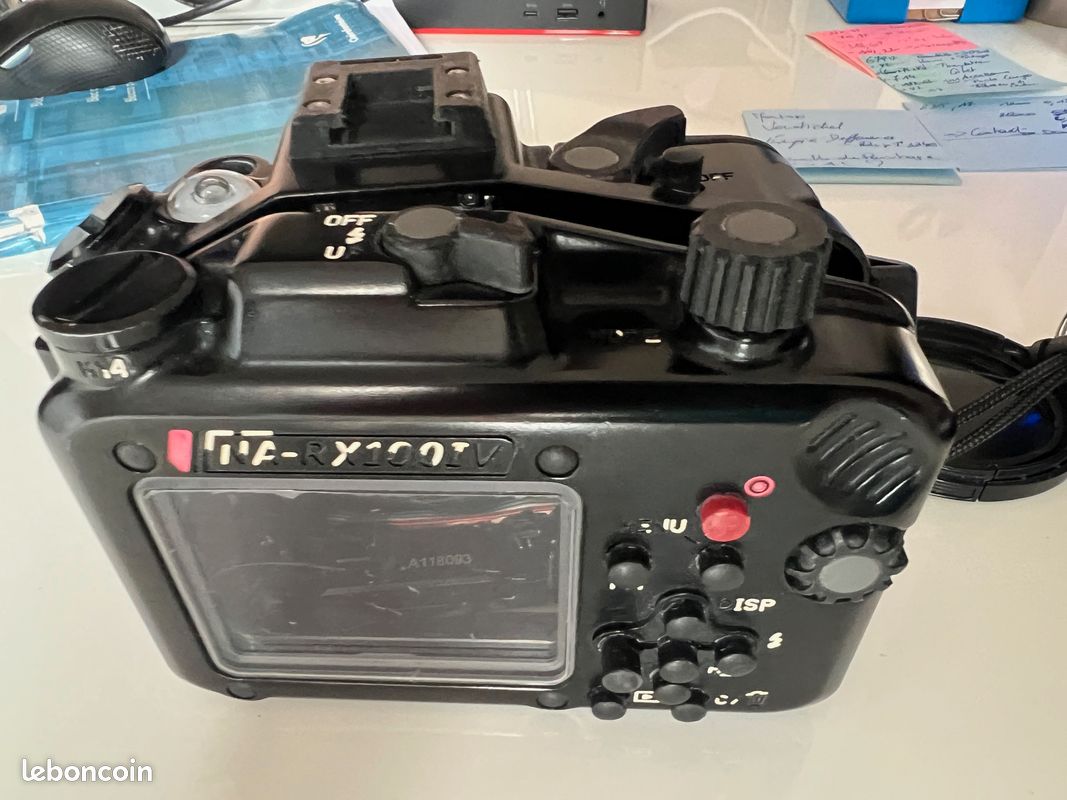 Caisson étanche Nauticam pour RX100 VI Pro package NA-RX100VI ref 17421P | , depuis 1979