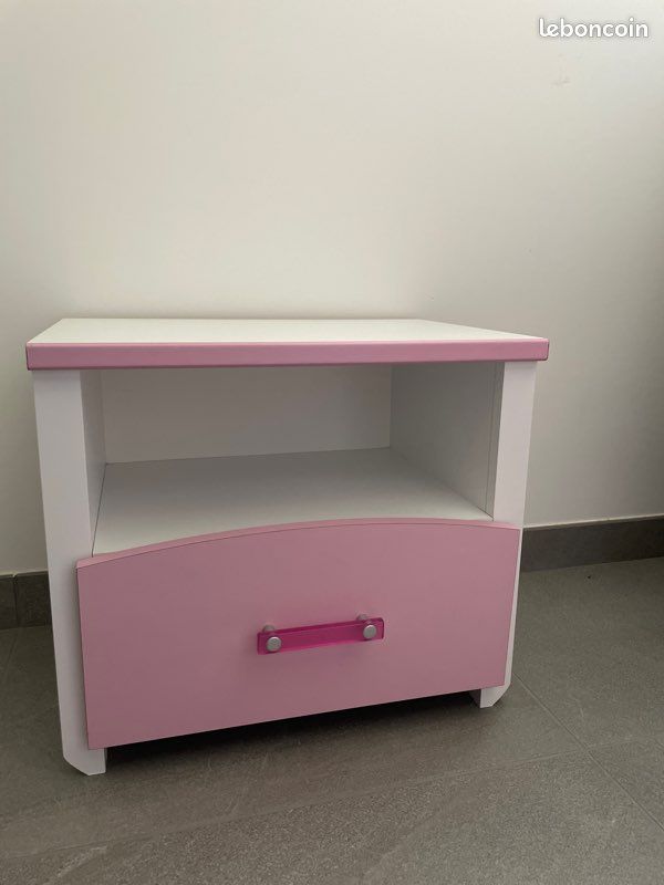 Table de chevet (image 1)