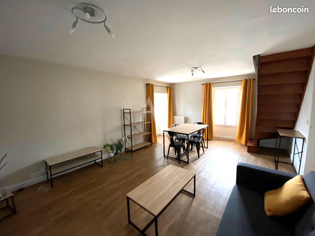 Appartement 2 pièces 54 m² · à Le Mesnil-Saint-Denis · 54 m² · 906 €/mois