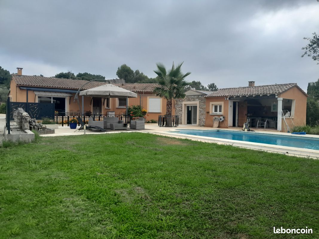 Maison 7 pièces 165 m² · à Saint-Geniès-de-Malgoirès · 165 m² · 655 000 €