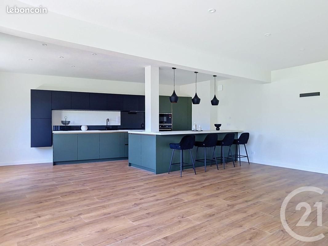 Appartement 5 pièces 100 m² · à Chamalières · 100 m² · 299 000 €
