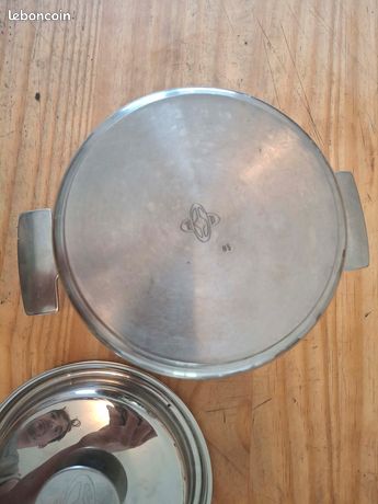 FAITOUT 32 CM INOX 18/10 TRIPLY - ® - FRANCE FAITOUT 32 CM INOX 18/10 TRIPLY - ® - FRANCE