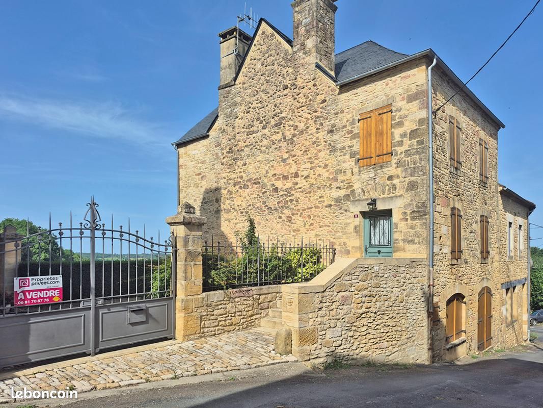 Maison 6 pièces 119 m² · à Salignac-Eyvigues · 119 m² · 270 000 €