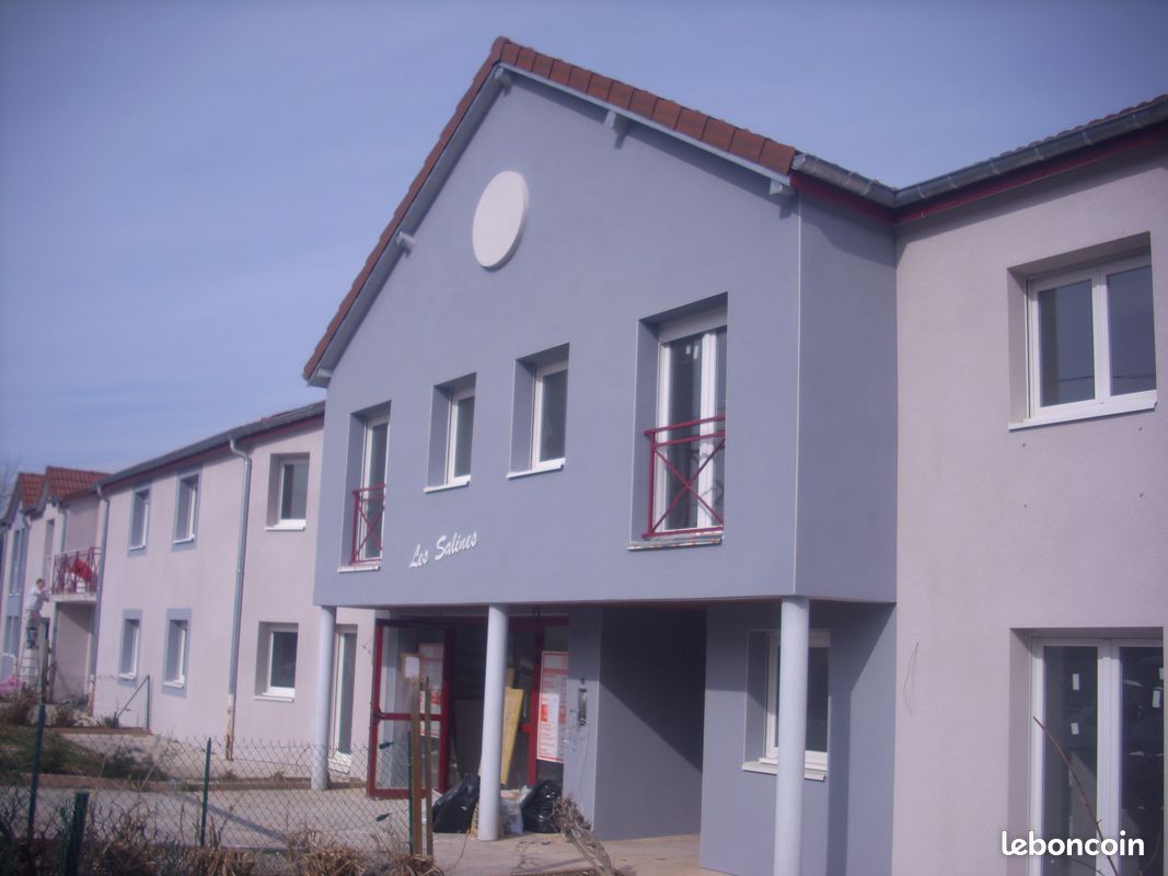 Appartement 4 pièces 72 m² · à Montferrand-le-Château · 72 m² · 915 €