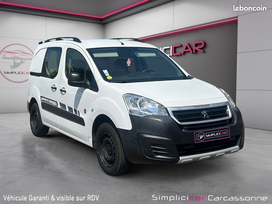 PEUGEOT PARTNER MOTRICITE RENFORCEE 1.6 HDI 90Ch Garantie 12 mois / DISTRI OK / REGUL / CLIM / ATTELAGE / (image 1)
