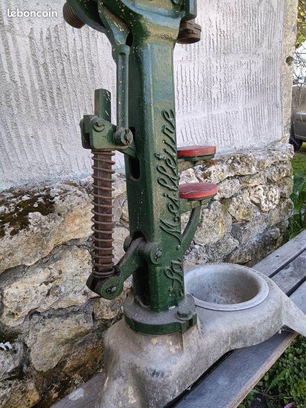 Bouchonneuse (image 3)