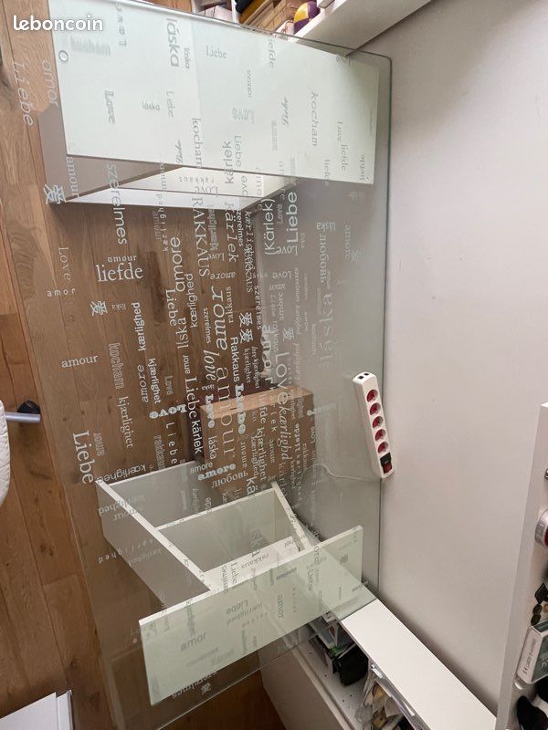 Bureau trépied et plateau verre (image 2)
