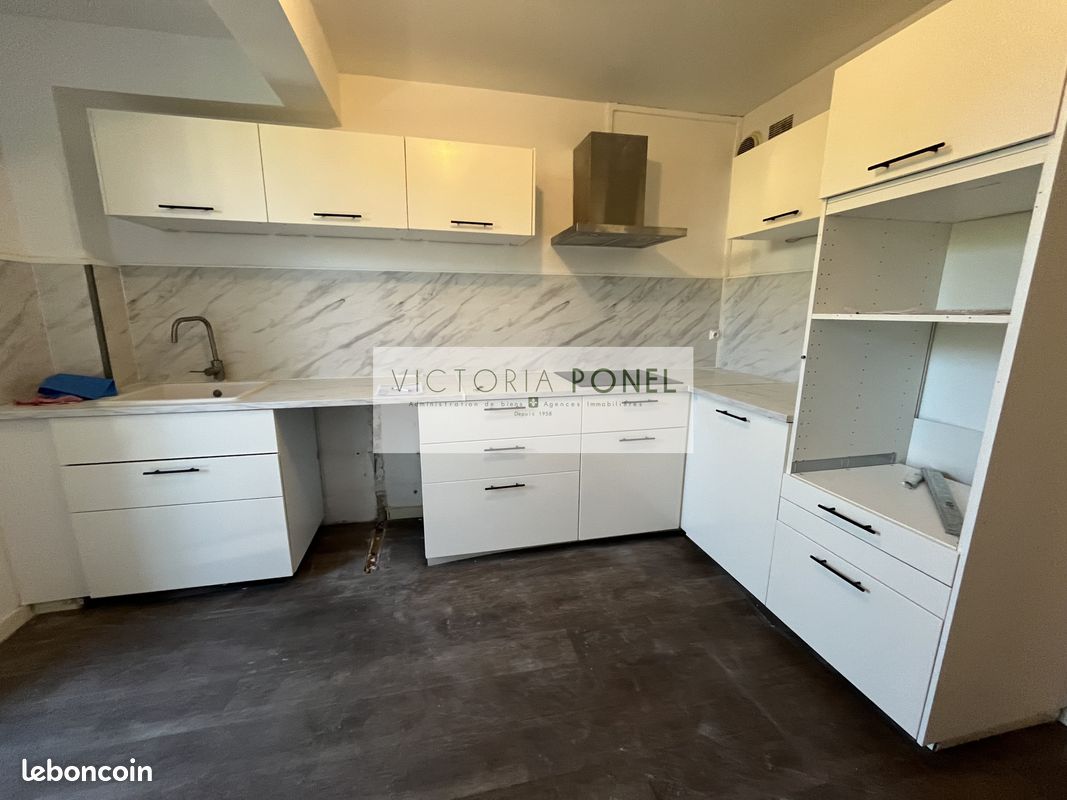 Appartement 2 pièces 60 m² · à Toulon · 60 m² · 880 €/mois