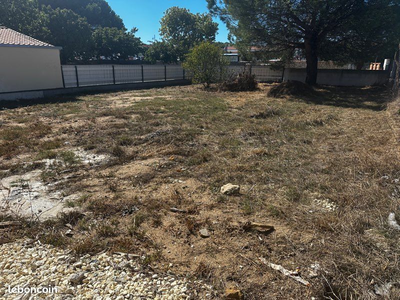 Terrain constructible · à Dolus-d'Oléron · 105 000 €