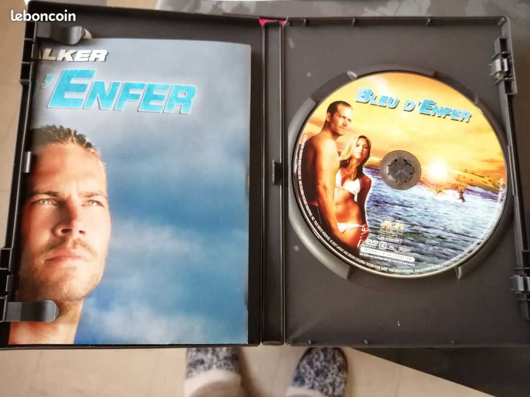 BLEU D ENFER avec PAUL WALKER et JESSICA ALBA - DVD (image 3)