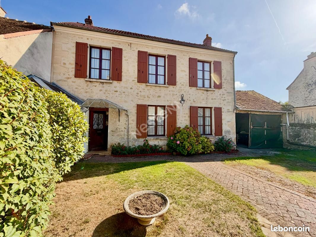 Maison 6 pièces 97 m² · au Perchay · 97 m² · 326 000 €