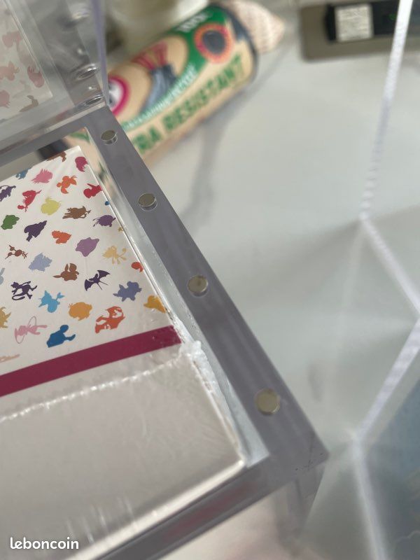 Acrylique aimantée pour upc 151 / ultra premium mega-dracaufeu (image 3)