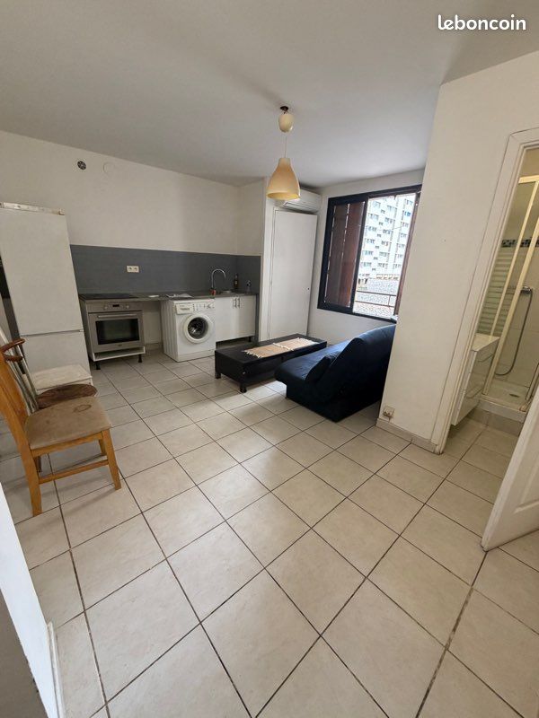 Appartement 2 pièces 27 m² · à Marseille · 27 m² · 650 €/mois