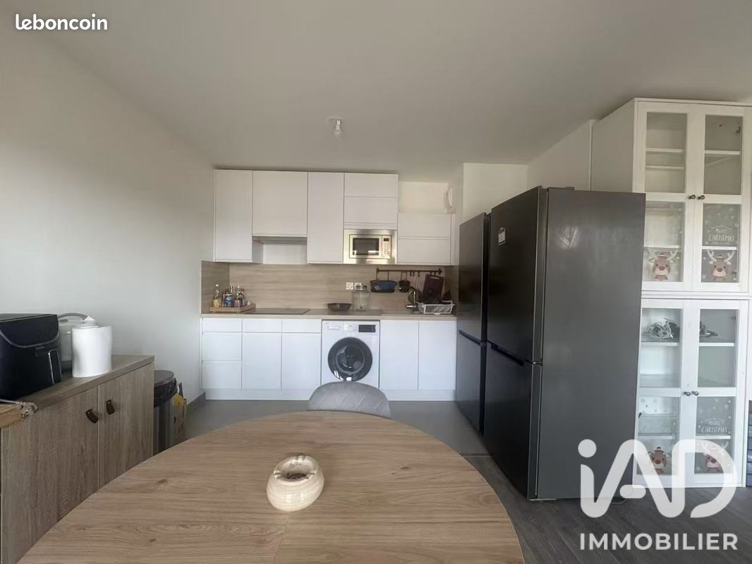 Appartement 2 pièces 43 m² · à Bussy-Saint-Georges · 43 m² · 950 €/mois