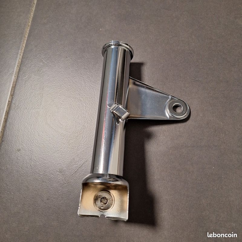 CB 250 / 400 N - portière de phare neuve origine (image 3)
