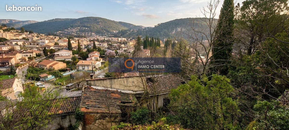 Maison 4 pièces 80 m² · à Solliès-Toucas · 80 m² · 185 000 €