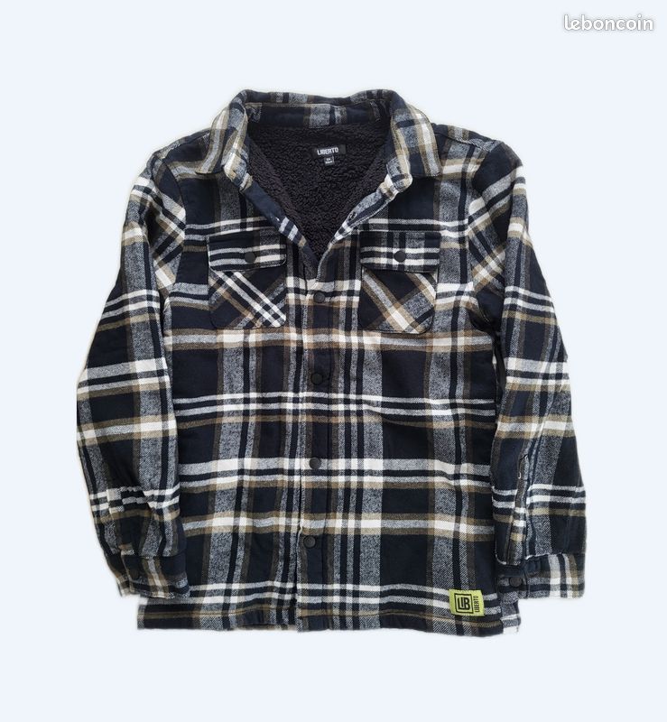 Chemise garçon 12 ans hiver chaude
Portée 2 ou 3 fois (image 1)