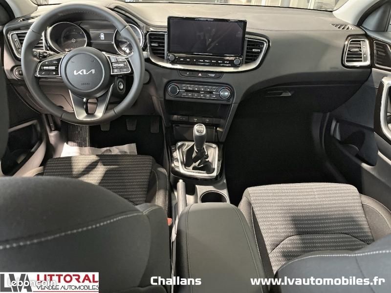 Kia Ceed 1.0 T-GDi 100ch Active MY25 (image 4)
