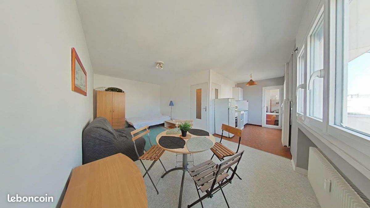 Appartement 1 pièce 30 m² · à Saint-Étienne · 30 m² · 420 €