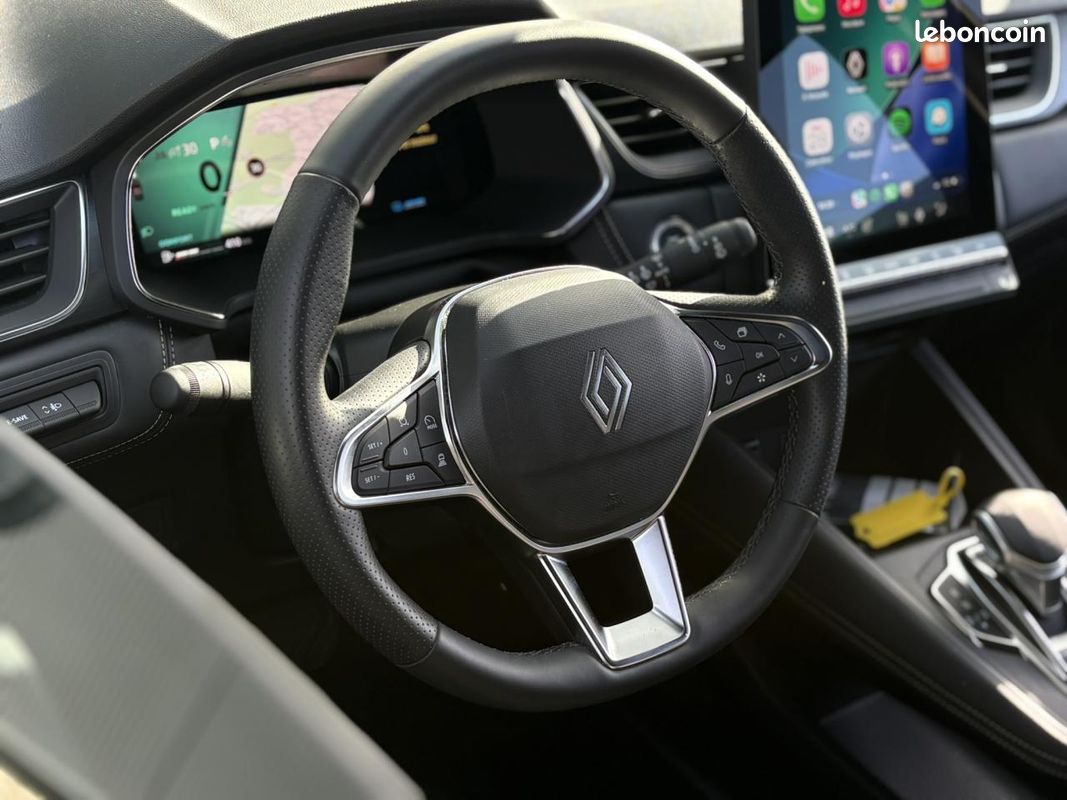 RENAULT Symbioz E-Tech Full Hybrid 145 Iconic avec Caméra 360°, et Hayon mains libres (image 9)