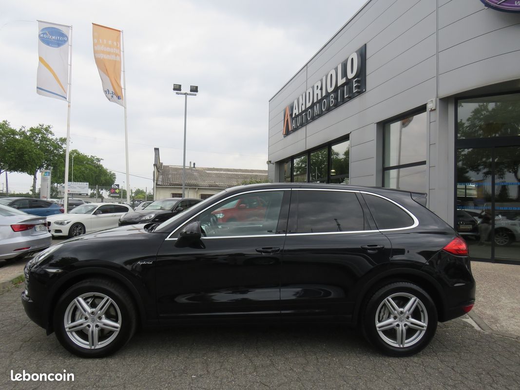 Porsche CAYENNE (958) S HYBRID (image 4)