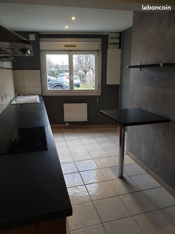 Appartement 3 pièces 70 m² · à Grisolles · 70 m² · 690 €/mois